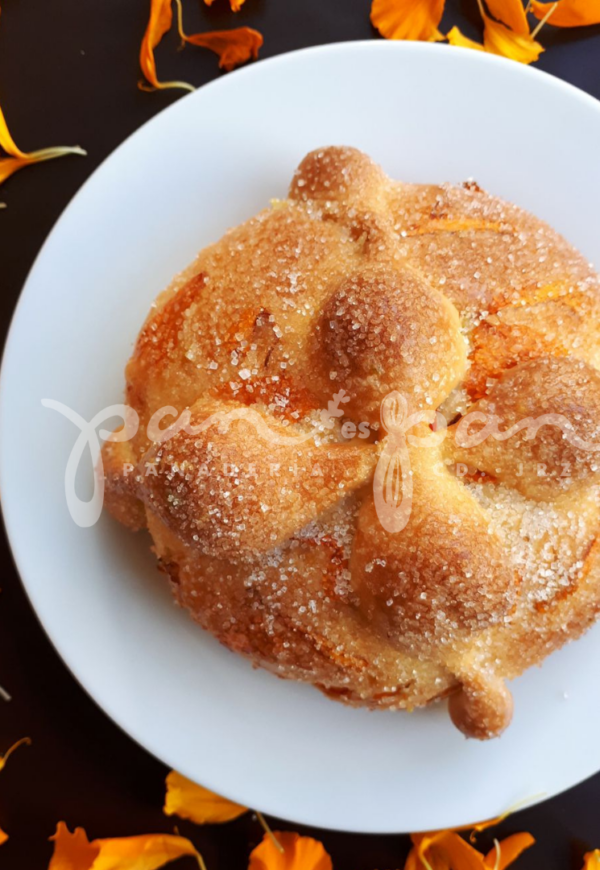 Pan de muerto tradicional
